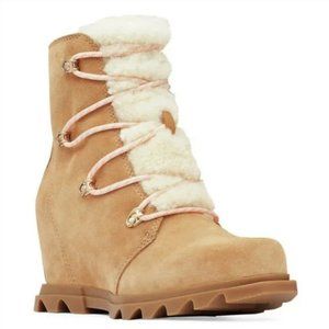 NEW Sorel Women's US Size 6, Joan of Arctic Wedge III Suede Boots, Tawny Buff